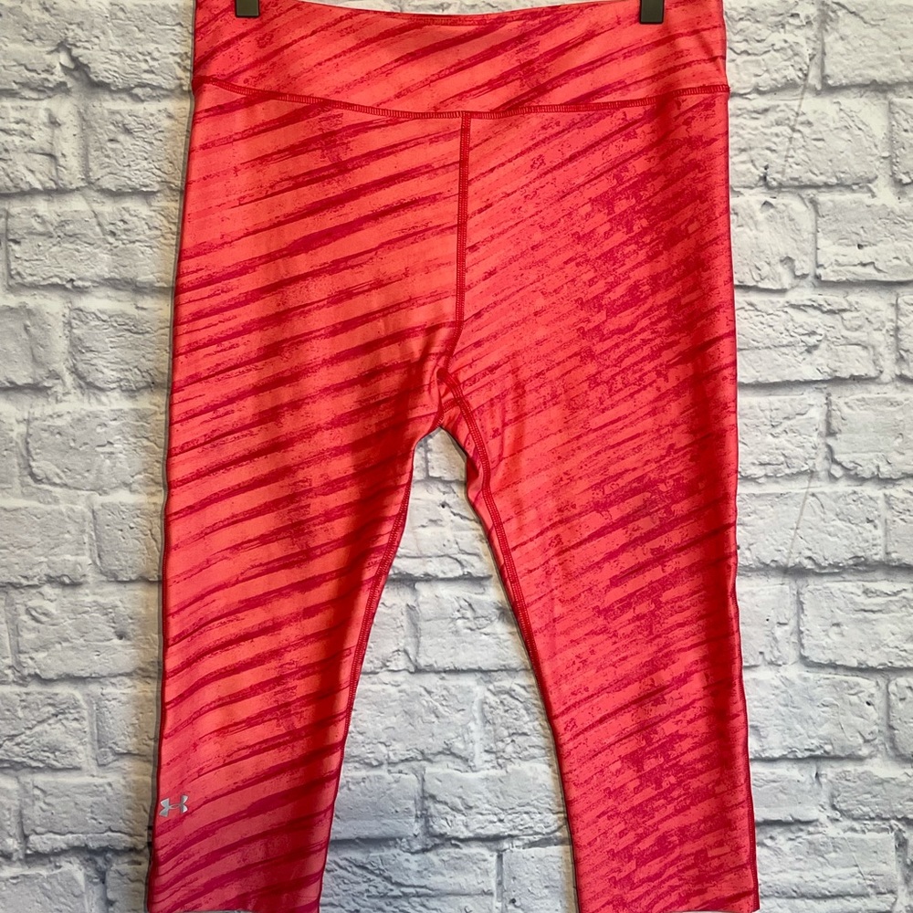 Under Amour Women’s Pink Ombré Capris Leggings Size Large